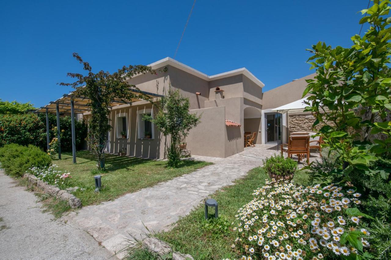 B&B Casa Franco Paestum Exterior photo