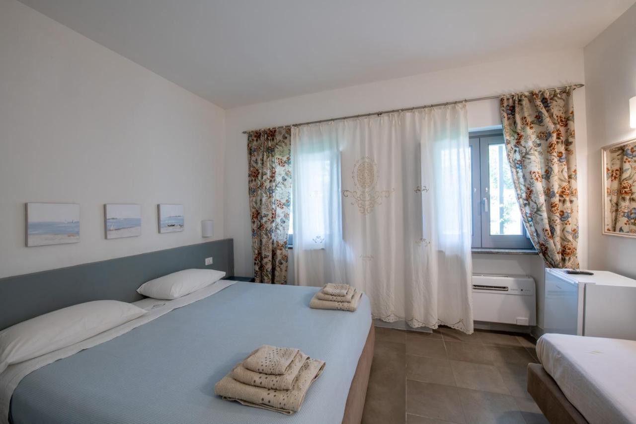 B&B Casa Franco Paestum Exterior photo